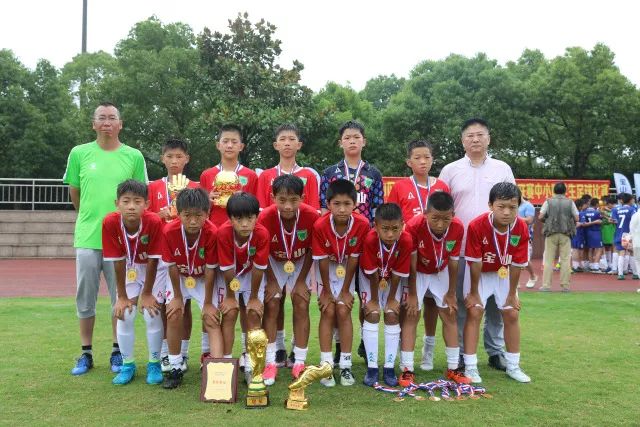 杨鸣回归首秀辽宁胜吉林 赵继伟10+10弗格27分